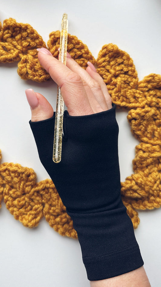 COMPRESSION Glove For Crocheting by TheMailoDesign
