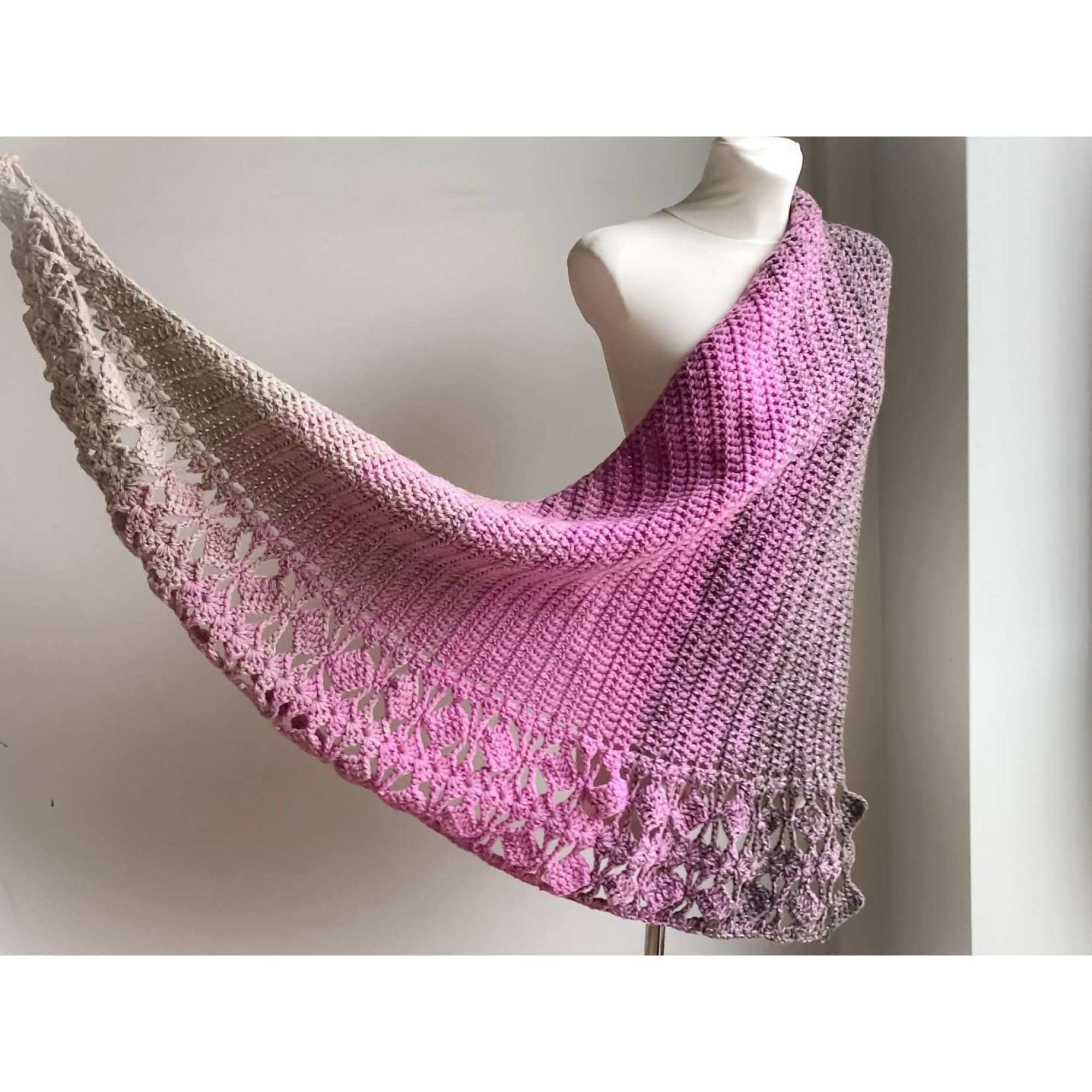 Crochet Shawl Pattern - Cerinu Shawl Wrap - TheMailoDesign - Scarves & Shawls - TheMailoDesign