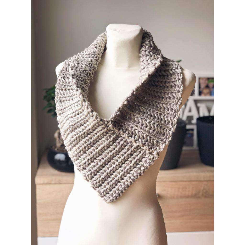 Easy Crochet Pattern - Brie Scarf Cowl - TheMailoDesign - Scarves & Shawls - TheMailoDesign